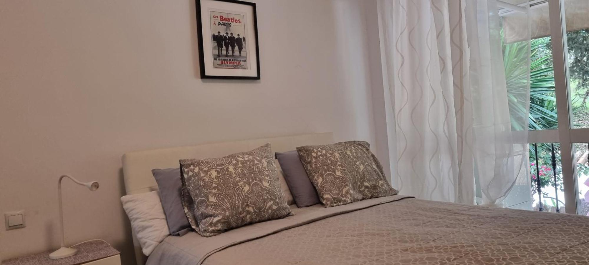 Holiday home 4 Bed House With Pool Walk To Puerto Banus Fast Internet