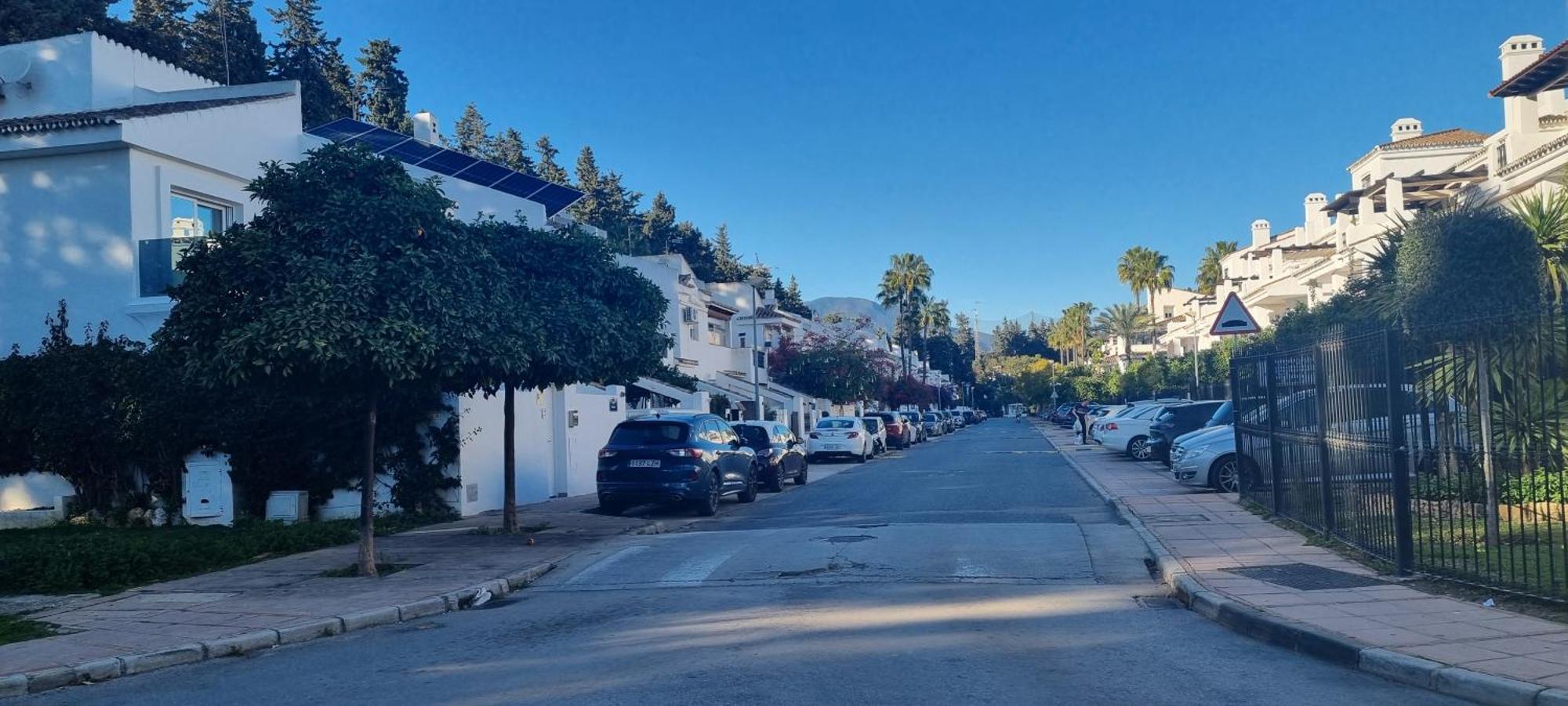 Casa vacanze 4 Bed House With Pool Walk To Puerto Banus Fast Internet