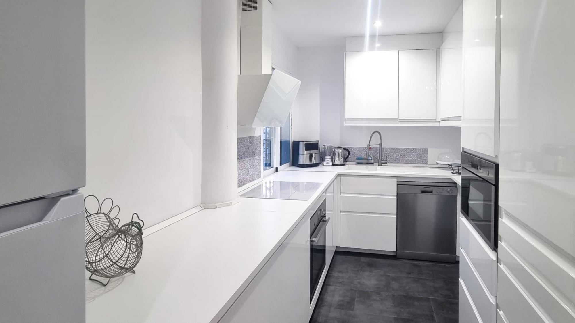 4 Bed House With Pool Walk To Puerto Banus Fast Internet Ferienhaus